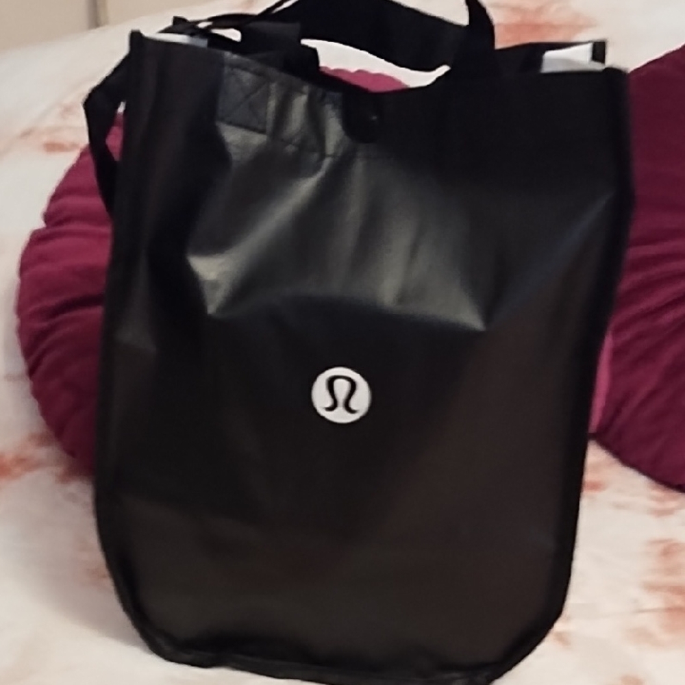 Lululemon Classic Reusable Black & White Tote